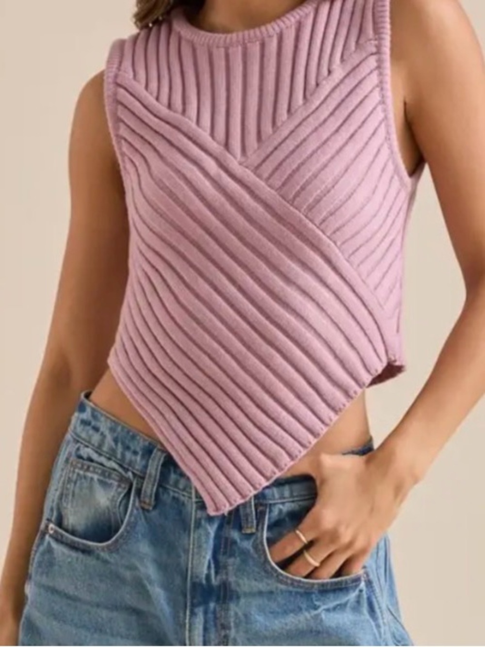 Le Lis Ribbed asymmetrical Mauve Top in a size small